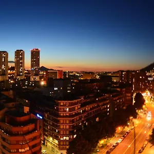 Superviews: Private With Bath, Parking & Netflix Homestay Bilbao